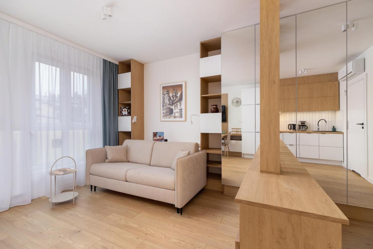 City Studio With Ac Czarnowiejska By Renters Краков Экстерьер фото